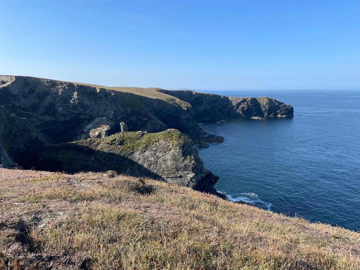 Sunny Corner, Padstow. Spacious 3 Bedrooms, 2.5 Bathrooms, Parking, Garden. Екстериор снимка